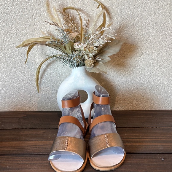 UGG Tan and Gold Women's Sandals - Picture 1 of 3
